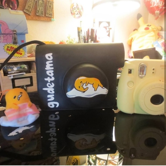 Hand painted gudetama instax camera purse thing - Picture 3 of 3